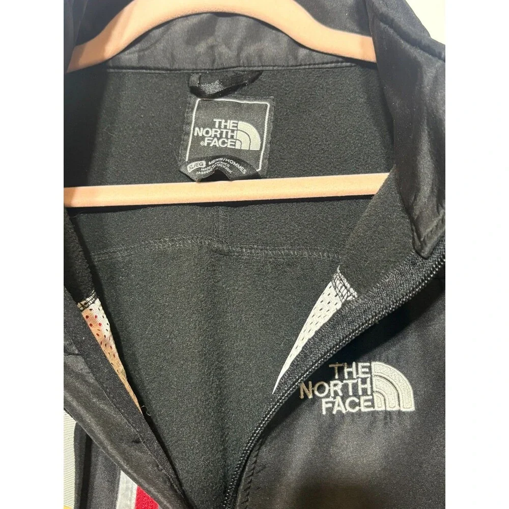 The North Face Apex Bionic Jacket Mens Black Softshell Red Zip S12 AMVY Gorpcore
